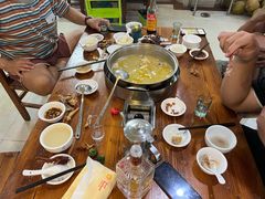 -15年老字号鑫鑫猪肚鸡·椰子鸡海南火锅(兴隆华侨农场店)