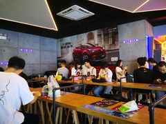 等候区-中影星美国际影城(万家丽店)