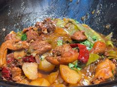 -万里闯关东铁锅炖菜馆(高新旗舰店)