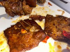 肉肉肉肉肉-领鲜活海鲜榴莲自助火锅(东门店)