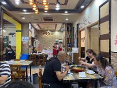 大堂-八张桌子(老店)