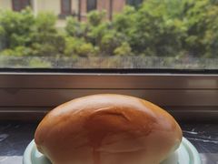 酥软猪仔包-维园悦谱·海派家常菜(乌鲁木齐南路店)