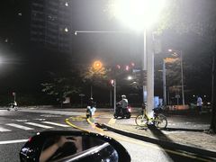 -解放路步行街                