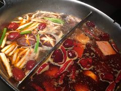 -湊湊火锅·茶憩(新中关购物中心店)