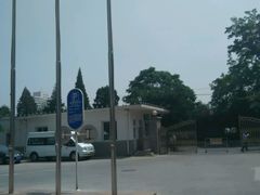 -国谊宾馆·地面停车场