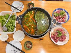-榕江牛瘪牛肉火锅