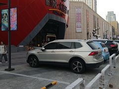 -鹏欣水游城
