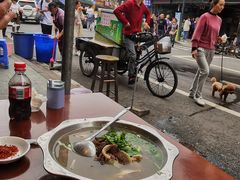 -谢老五跷脚牛肉·非遗传承店