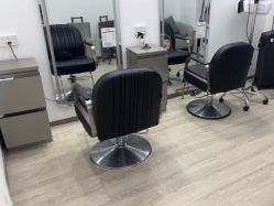 -LILI·HAIR SALON理理造型