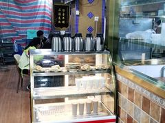 -怡妮新疆风味餐厅(东江湾路店)