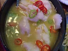 -爱啤精酿·民谣酒馆(滨江店)