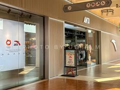 -王府井奥莱临潼小镇(临潼店)