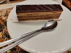歌剧院-鼎鼎西餐厅