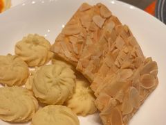 -海派悦庭·海胆烧麦·新融合菜(凯德广场店)