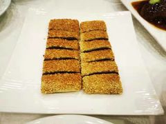 -梅龙镇酒家(南京西路总店)