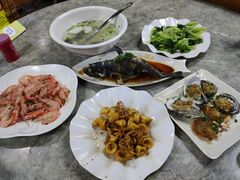 -亚龙湾8号(丁村万人海鲜广场店)