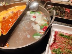 -三出山火锅(南京万象天地店)