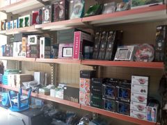 -鸿准通信科技·忠诚手机电脑维修中心(三林店)