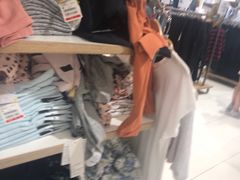 -优衣库(武汉国际广场店)