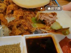 金牌肘子酥-陈傻子餐厅(世纪都会店)