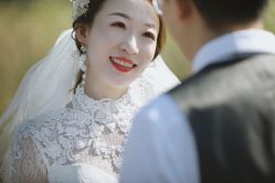 -乔伊婚纱