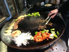 -炙热童年·老北京炙子烤肉(南锣鼓巷店)