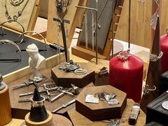 -隐工匠·银饰·烧玻璃DIY手工坊(蓝·芳华店)