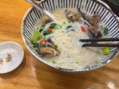 -鲜越鲜鱼粉(财富购物中心店)