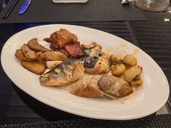 -圣丰索菲特·2 On 988 Café 自助餐厅