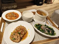 -臻儿屿月子会所(茶山店)