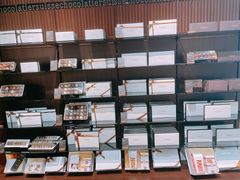 -Laderach 莱德拉(上海环贸iapm店)