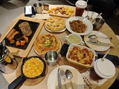 -必胜客(WOW贺州灵峰店)
