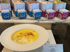 -圣丰索菲特·2 On 988 Café 自助餐厅
