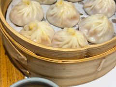 -馋三尺蟹粉小笼(人民广场店)