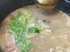-野菌皇海景野生菌火锅(滨海大道店)