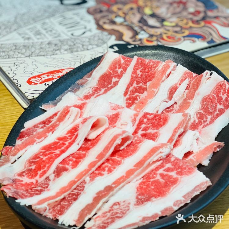 魔都日料届也太卷了吧，居然还卖起了“鲜花”？！