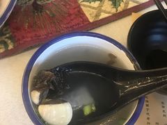 -刘姐啤酒鱼民族演艺餐厅(西街总店)