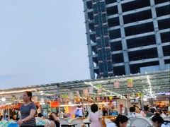 -大学城夜市