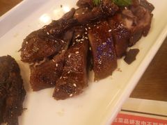 爱啤特色烤鸭-爱啤精酿·民谣酒馆(滨江店)