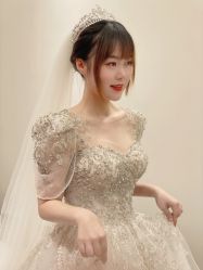 -派丽莫Pellimo原创设计婚纱品牌