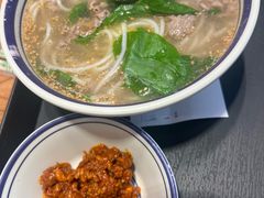 -云阿蛮云南生烫牛肉米线(奉贤路店)