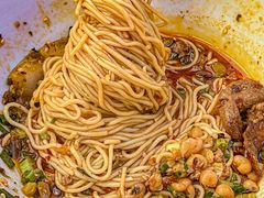 -李与白包子铺(桐梓林店)