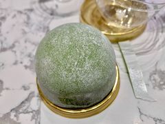 抹茶红豆雪媚娘-蜜蜂小象·榴莲千层蛋糕(时代汇11栋店)