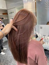 -Tloml salon