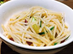 酸辣土豆丝-辣得叫湘菜(四明店)