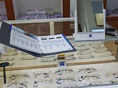 -沪睛眼镜蔡司官方授权店(金桥佳林路店)
