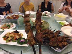 -马尔龙新疆饭店·清真(瑞景店)