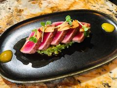 金枪鱼牛油果-BROWNSTONE布朗石西班牙餐厅(富城店)