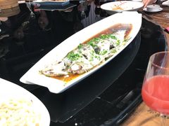 -古越人家·湖光山色