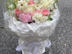 -花冠鲜花(勿忘我花店)